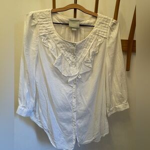 Maeve women’s size 12 white ruffles button up blouse short sleeve